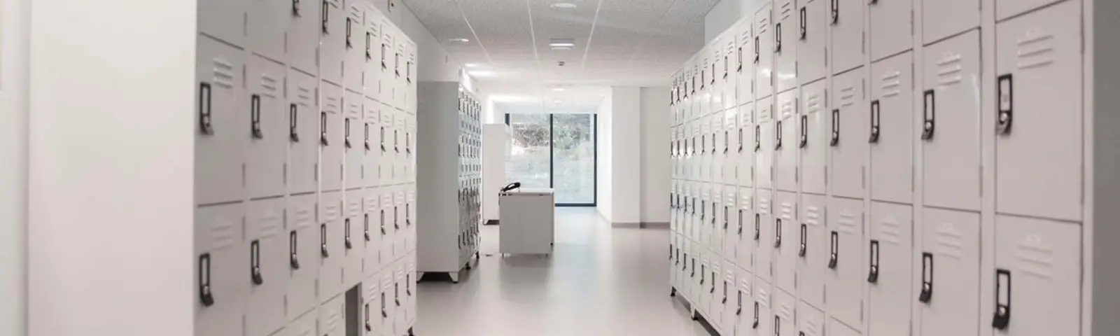 Corridor lined with pupil lockers at Colégio Senhora da Boa Nova